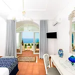 Frühstückspension La Casa Di Peppe 4*
