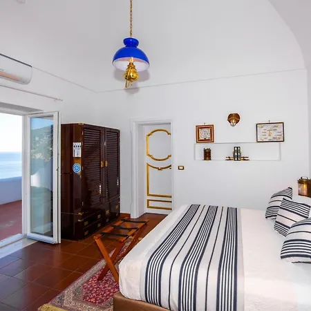 Bed & Breakfast La Casa Di Peppe & 4*